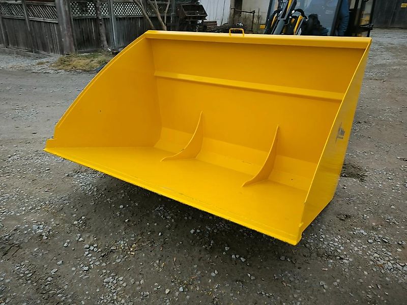 Mittelvolumen - Schaufel mit Euroaufnahme K.Wallner