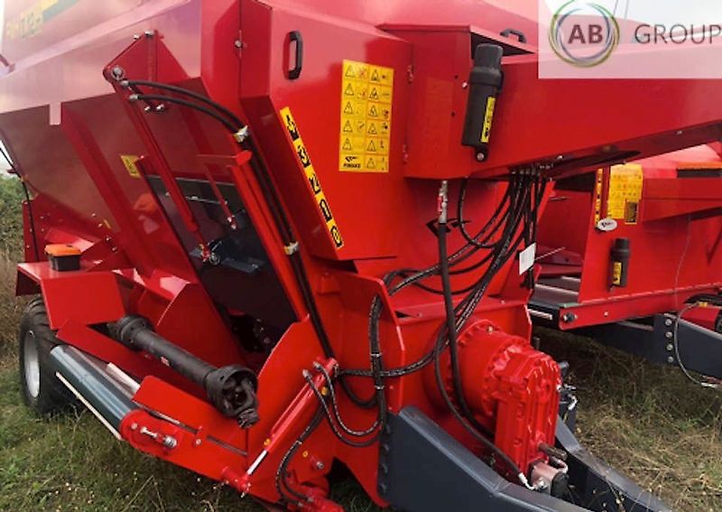 FiMAKS Feeder Mixer FMHII 12m3 in stock