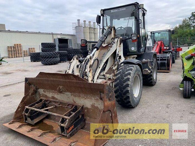 Caterpillar 908 inkl. Schaufel