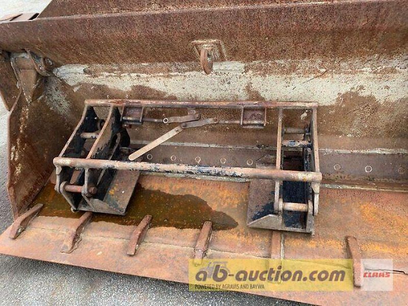 Caterpillar 908 inkl. Schaufel