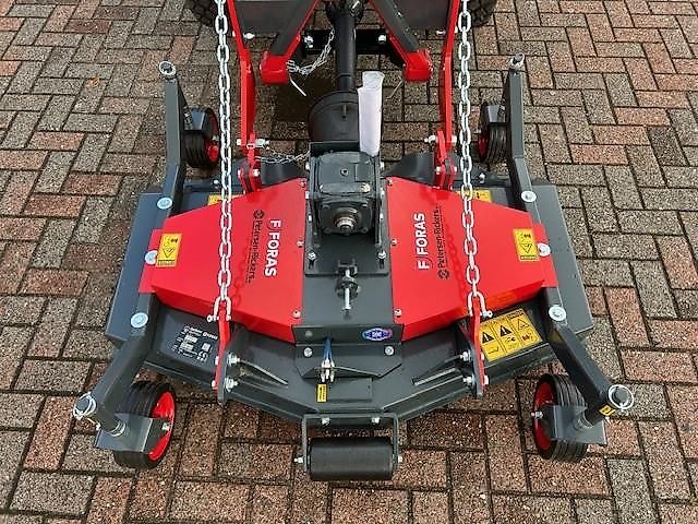 TAFE 6028H + FKH + FZW + Kreiselegge + Frontmähwerk