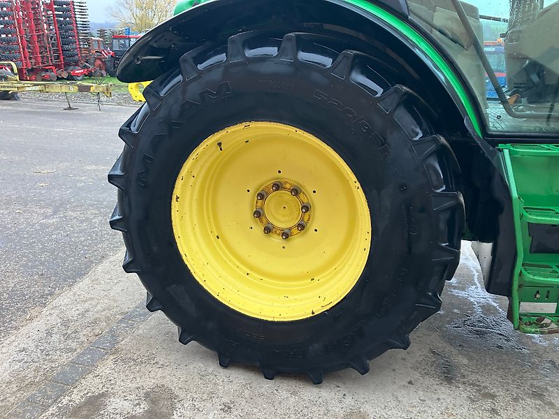 John Deere 6135R + FL 643R