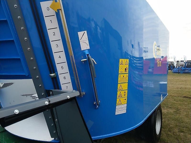 Zamet Futtermischwagen / Feed mixer / Melangeuse / Carro miscelatore / Remolque para pienso / Кормораздатчик / Wóz paszowy 16 m3