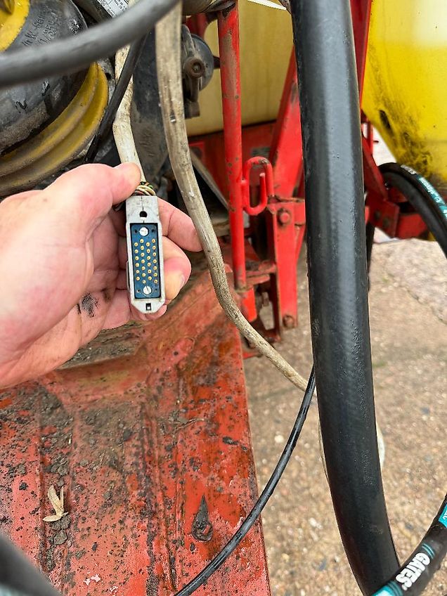 Rau 2200l, 24m Gestänge, elektr. Steuerung, Einspülschleuse, Tüv 1. HJ 2025