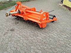 Howard Kongskilde Howard HA 205 WU Bodenfräse mit 48 Frässmessern Pakerwalze 350 mm Durchmesser zur exakten Tiefenführung Anbaulaschen für Hitch z.b.Saateinheit Schaltgetriebe Fremdkörpersicherung über Lamellenkupplung Arbeitsbreite 205 cm ideal für Einsatz im G