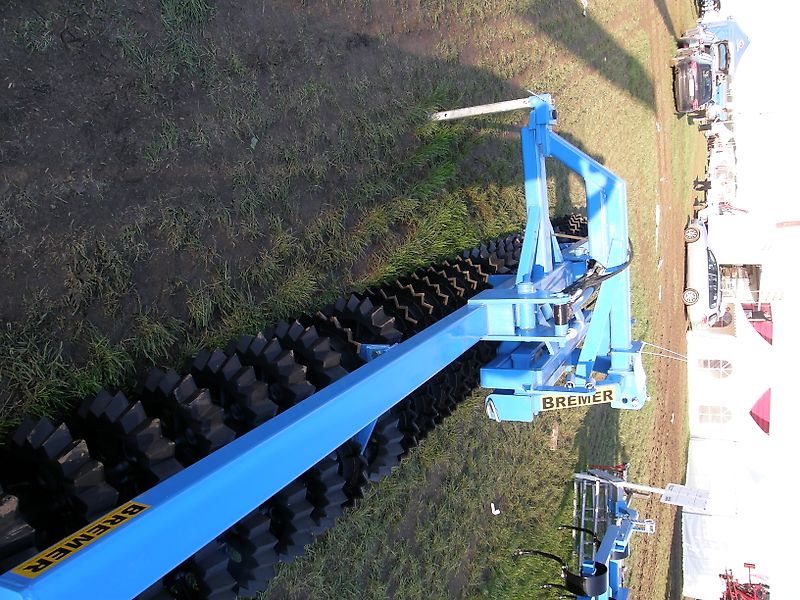 Bremer Maschinenbau Polygonringwalze PG 600 H - das richtige Frontgerät macht den Unterschied