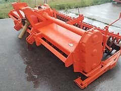 Howard Zinkenrotor 305 cm Arbeitsbreite Howard Geräte Nr 803E001946 Model HC-305-M Bodenfräse mit 108 Zinken 100% mit Pakerwalze 500 mm auch ideal zum Gras Silage verteilen sehr gut geeignet für steinige Bodenverhältnisse