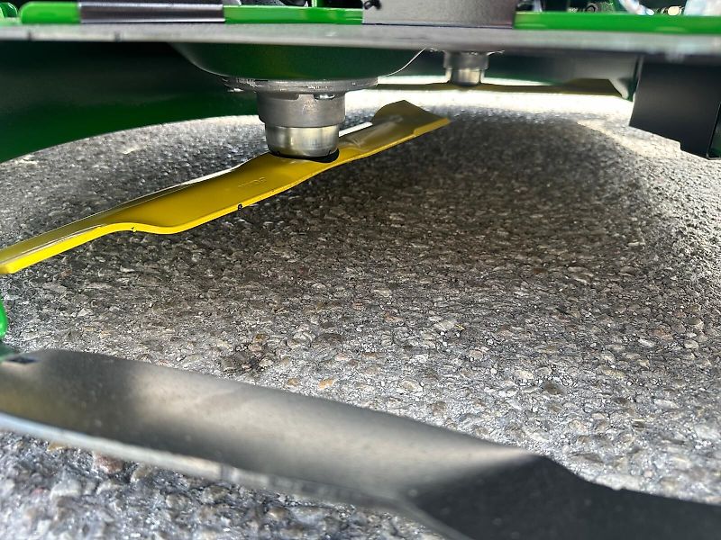 John Deere Z-Trac Z 320R