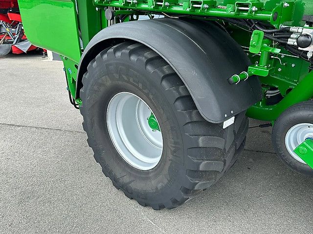 McHale Fusion 3 plus