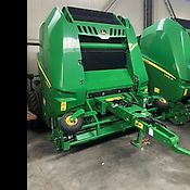 John Deere V451M