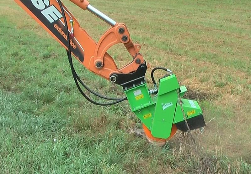 Baumstumpffräse, Stubbenfräse LASKI FZ-500 Hydro zum Baggeranbau mit hydraulischem Antrieb. Die Anbau - Wurzelfräse für den Profi!