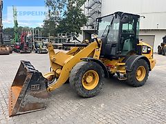 Caterpillar 908M