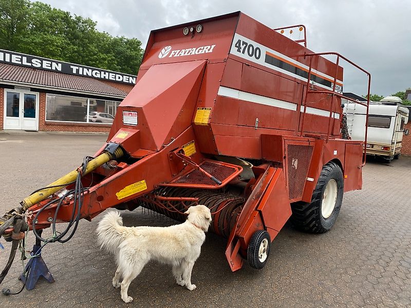 Hesston 4700 (Spare part/Reservedel/Ersatzteil)