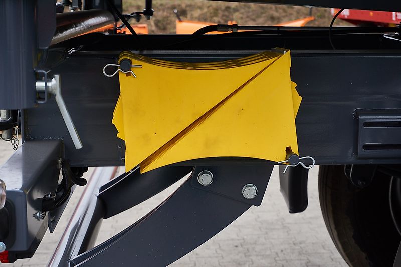 Metal-fach Tandemanhänger T755 14T Nutzlast / 18T GG