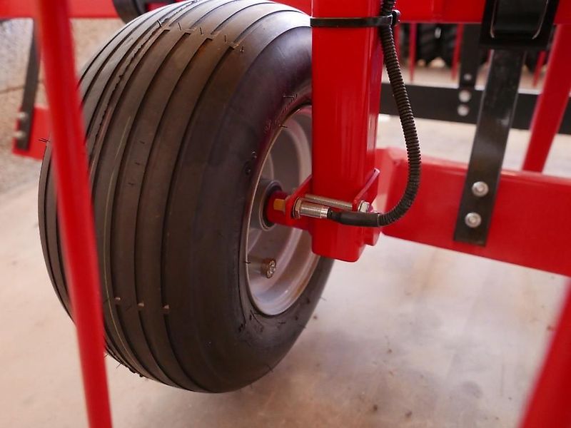 APV Grünlandstriegel GS 600 (Full Edition) Striegel mit Nachsaateinrichtung