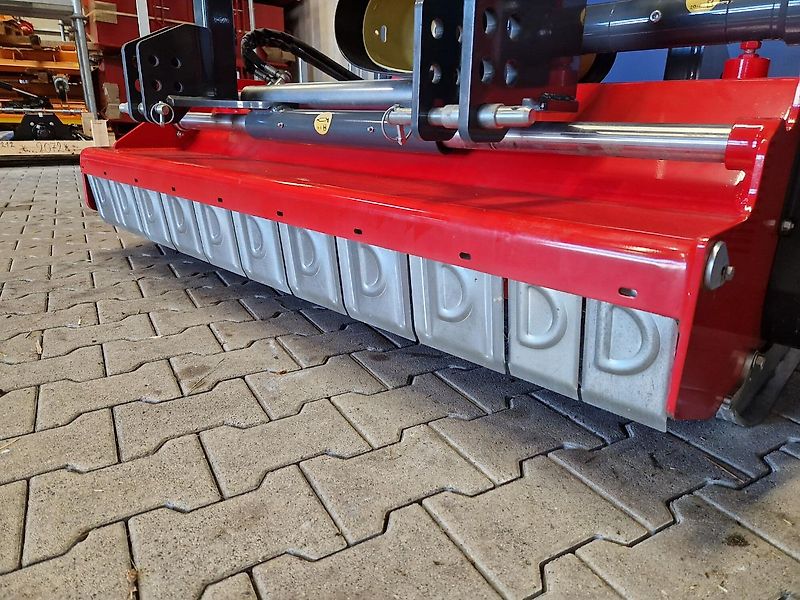 Dragone V 175 SPECIAL Front- Heckmulcher /Schlegelmulcher für Obst- und Weinbau
