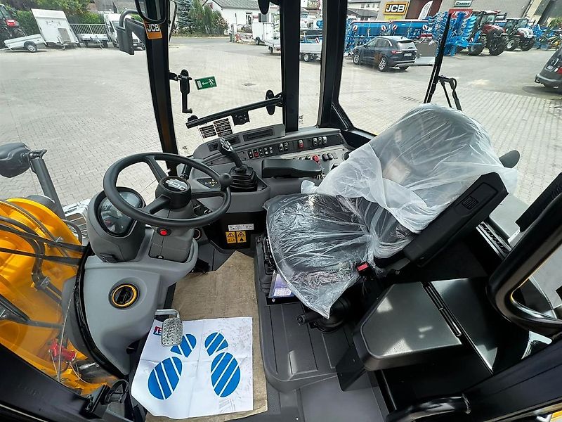 JCB 409 AGRI Stage V