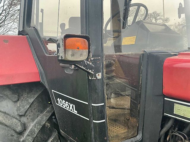 Case international 1056XL
