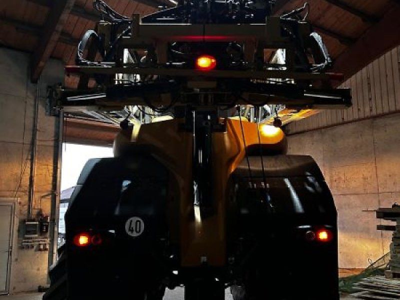Challenger ROGATOR 645