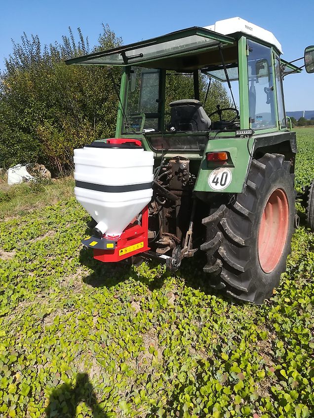 Bagramet Nachsaatgerät Kleinsamenstreuer Schneckenkornstreuer