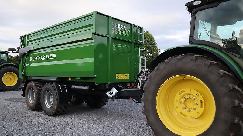 Pronar T679M Halfpipe - Muldenkipper mit Aufsätze und Bereifung 500/60R22.5--