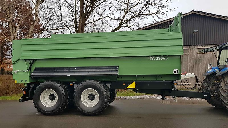 Brantner TA 23065 / 2 Power Tube - 6,5 m Muldenkipper HARDOX Boden -- 22 / 34 m³ mit 800mm Aufsatzwänden - 2 Zylinder - hydr. Hinterachsabstützung - 650/50 R 26,5 BKT FL 693 M Neu-Räder