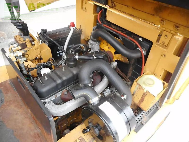 Caterpillar v35d mit triplexfreihubmast + seitenschieber