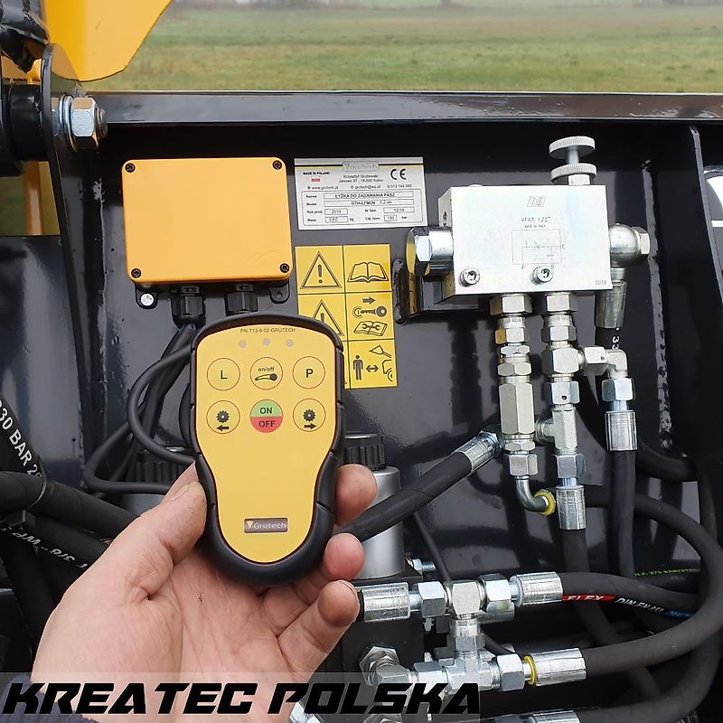 Grutech Futterverteilschaufel mit Sternmesser GTH-ŁFM2 Łyżka z frezem do zadawania paszy GTH-ŁFM2 Breite von 1,5 m bis 2,5m