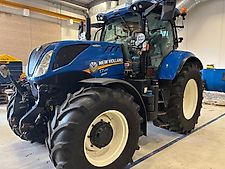 New Holland T7.225