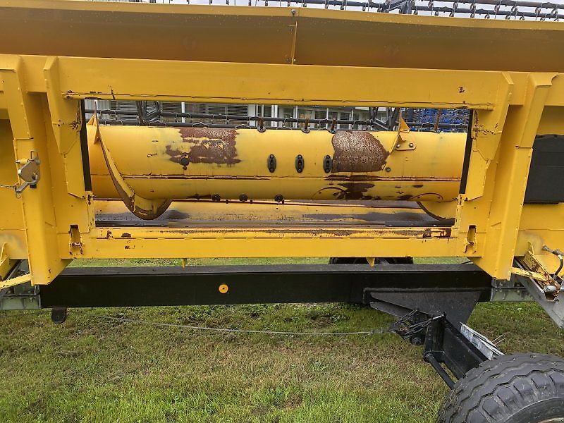 New Holland 760 CG VARIFEED