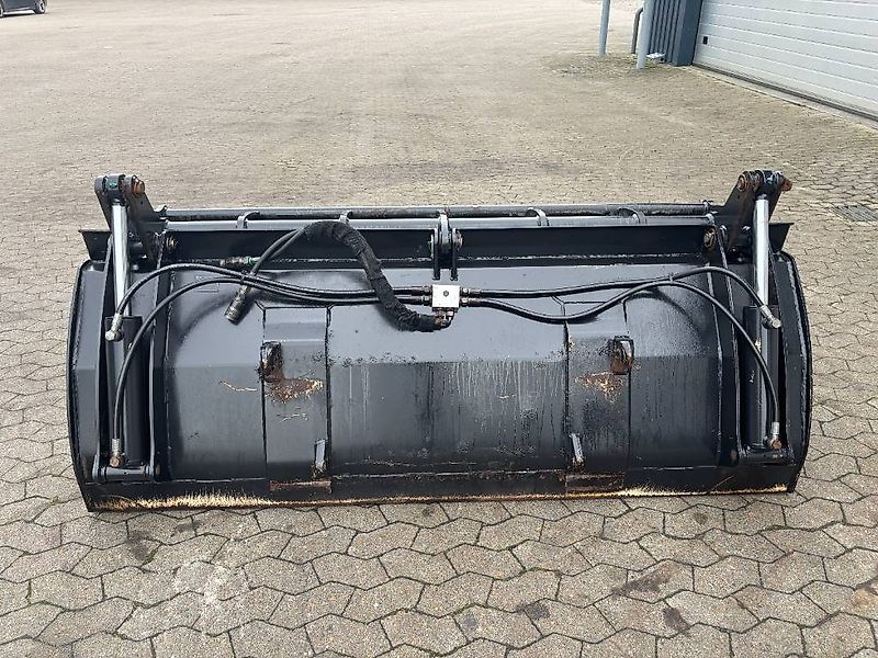 Gehl Overfaldsskovl med Euro skifte