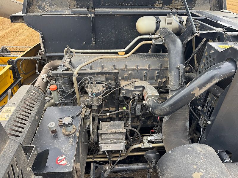 New Holland CR9090 Rotary Combine **Video Below**