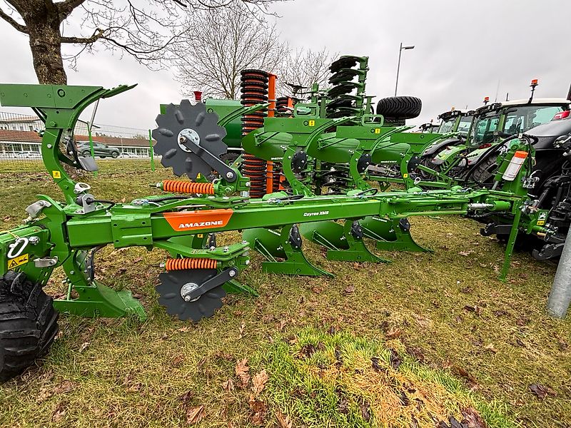Amazone Cayros XMS 950 S mit Verrohrun