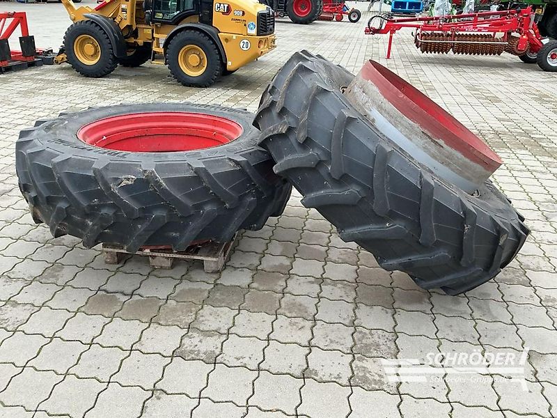 Kock & Sohn 520/85 R42 ZWILLINGSBEREIFUNG