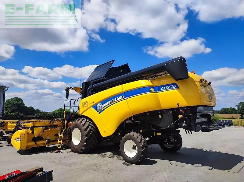 New Holland ch 7.70 laterale