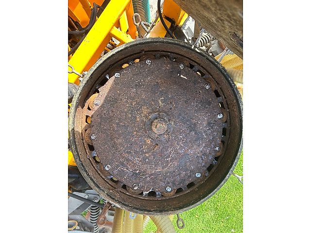 Veenhuis THDG 13500 13.5 m3 Hondegang tandem