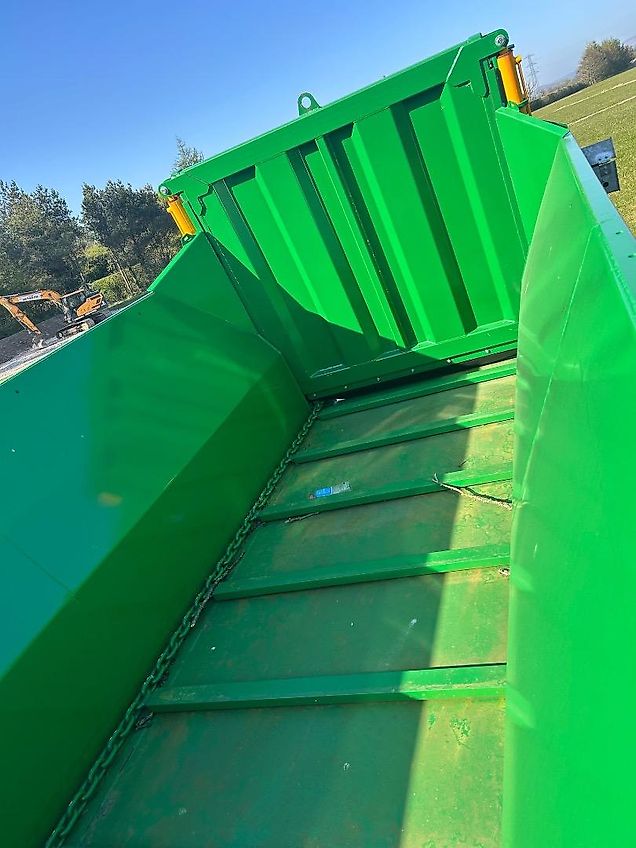 Conor NEW MX12000 Rear Discharge Muck Spreader