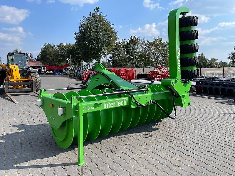 D&D Landtechnika Silowalze Siloverteiler Verdichtungwalze Silo Walze