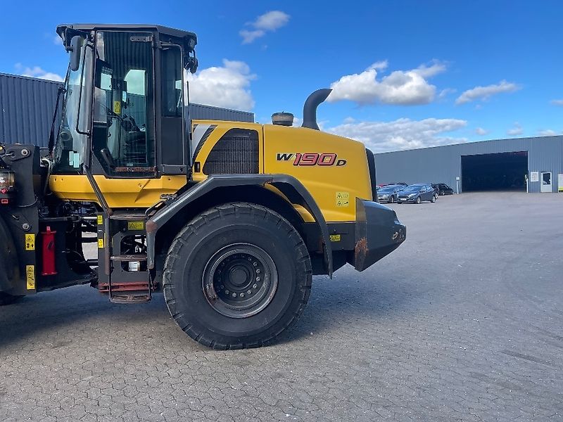 New Holland W 190