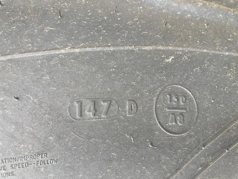 2X 440/65R28//2X 540/65R38 VALTRA