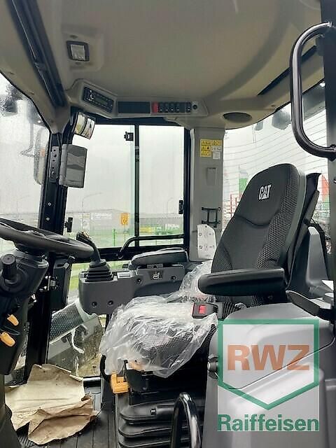 Caterpillar 906 Radlader